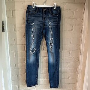 Decree size 5 distressed skinny boho jeans denim